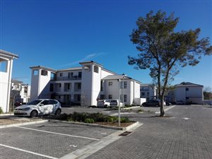 2 Bed Apartment in Durbanville