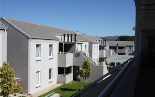 2 Bedroom Apartment in Paarl Central East