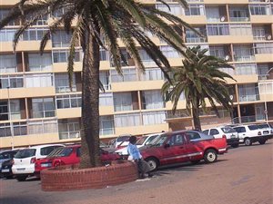 2 Bed Apartment in Beachfront