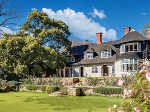 5 Bed House in Westcliff