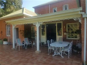 30 Bed House in Scottsville