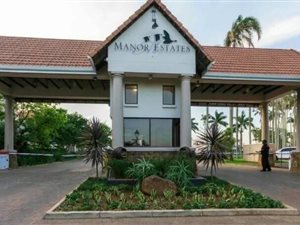 2 Bed Apartment in Manor Estates
