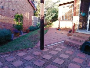 2 Bed House in Waterkloof Park