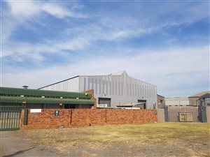 450 m² Industrial space in Roodekop