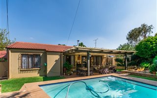 2 Bedroom House in Randpark Ridge
