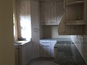 2 Bed Garden Cottage in Waterfall