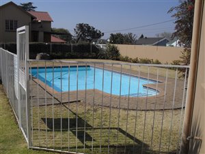 3 Bed Apartment in Krugersdorp North