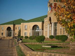 100 m² Office Space in Highveld