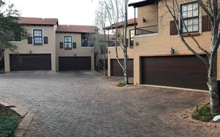 3 Bedroom Townhouse in Country View Estate