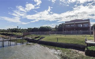 12 Bedroom House in East Bank