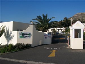 2 Bed Apartment in Mountainside