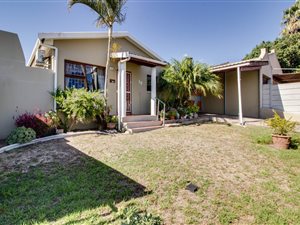2 Bed House in Protea Village