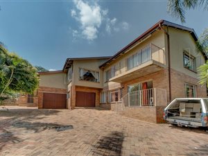 6 Bed House in Proclamation Hill