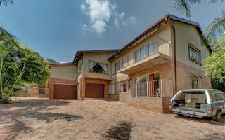 6 Bedroom House in Proclamation Hill