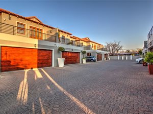 3 Bed Townhouse in Beyers Park