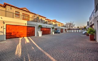3 Bedroom Townhouse in Beyers Park