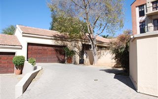 3 Bedroom Townhouse in Homes Haven