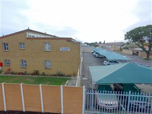 2 Bed Duplex in Goodwood