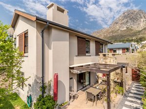 3 Bed House in Stonehurst Mountain Estate