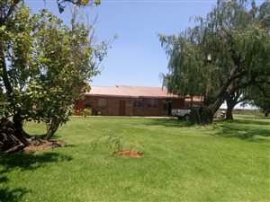 4 Bedroom House in Boltonwold