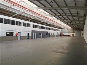 1680 m² Industrial space in Glen Anil