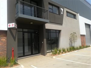 994 m² Industrial space in Louwlardia