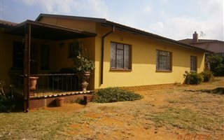 4 Bedroom House in Kocksoord