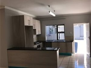 2 Bed Apartment in Kew