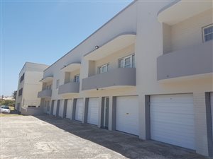 2 Bed Flat in Humewood