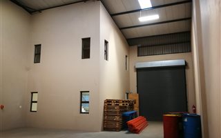 180 m² Industrial space in Alrode
