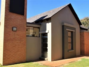 1 Bed Townhouse in Retire at Midstream