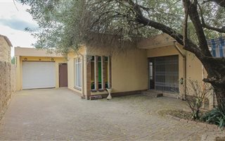 4 Bedroom House in Vanderbijlpark Central