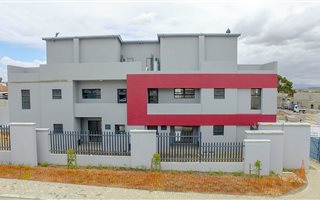 2 Bedroom Apartment in Langeberg Heights