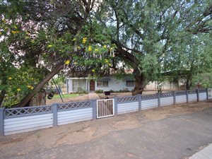 3 Bed House in Oudtshoorn