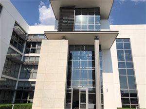 1213 m² Commercial space in Waterfall City