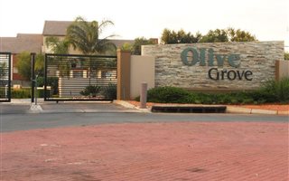 2 Bedroom Townhouse in Thornhill