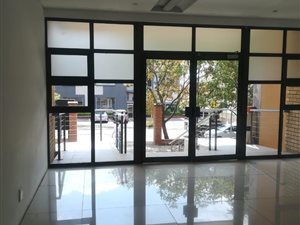 2120 m² Commercial space in North Riding