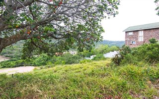 985 m² Land available in Hersham