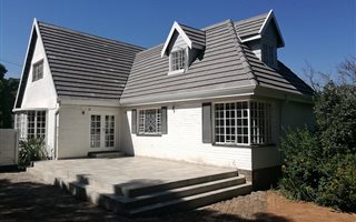 3 Bedroom House in Greenside