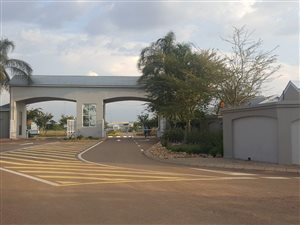 3 Bedroom Duplex in Erasmus Park