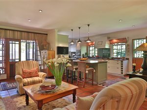4 Bed House in Rozendal