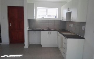2 Bedroom House in Parsons Vlei