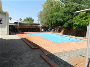 4 Bed House in Kestellhof
