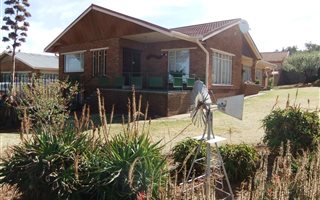 4 Bedroom House in Uitsig
