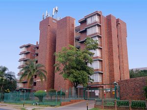 2 Bed Apartment in Rietfontein