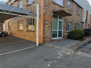 315 m² Industrial space in Kya Sands