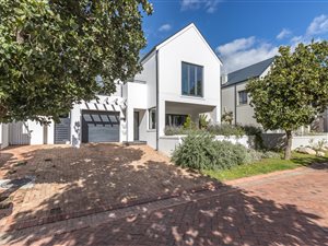3 Bed House in Kylemore