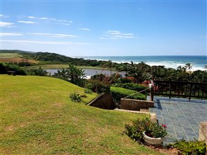 4 Bed House in Zinkwazi Beach