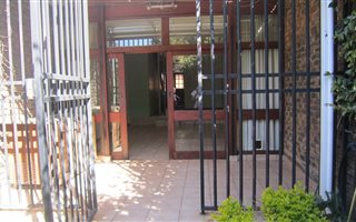 2 Bedroom Duplex in Clubview