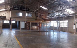 3200 m² Industrial space in Electron